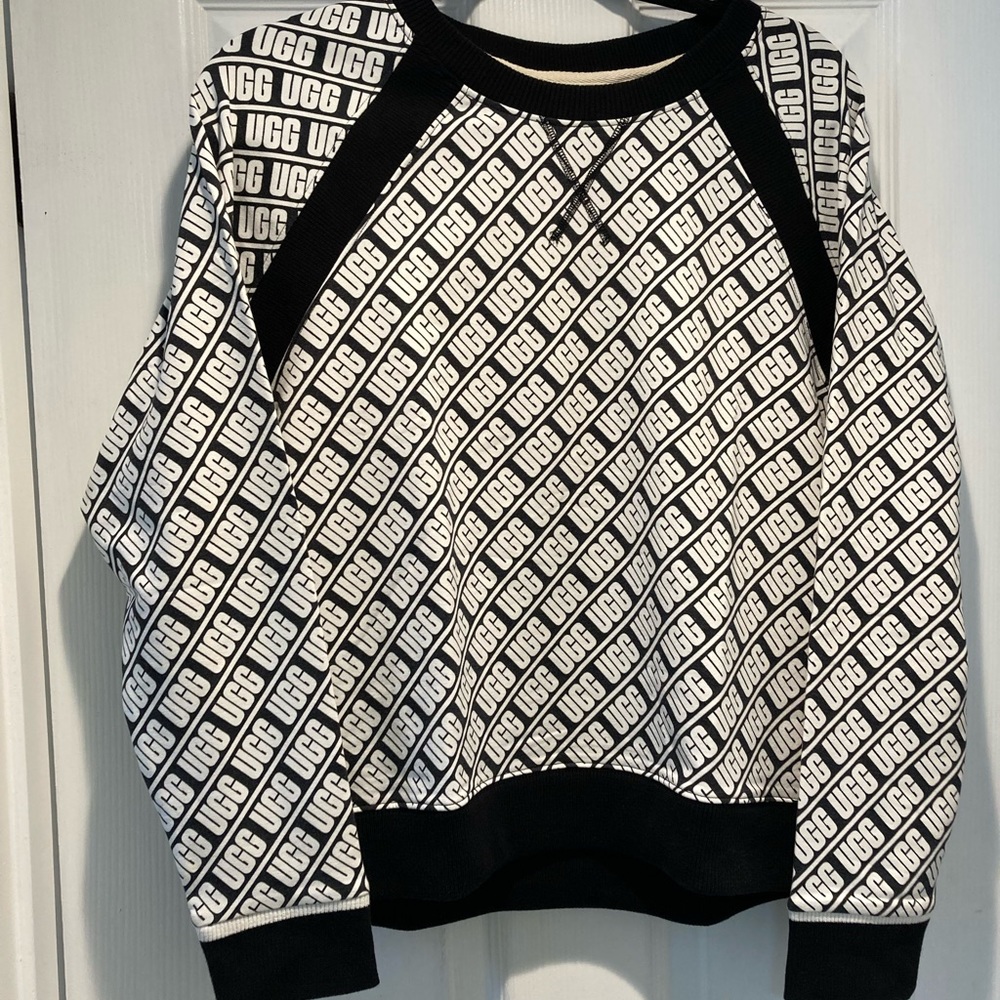 Ugg women’s sweatshirt